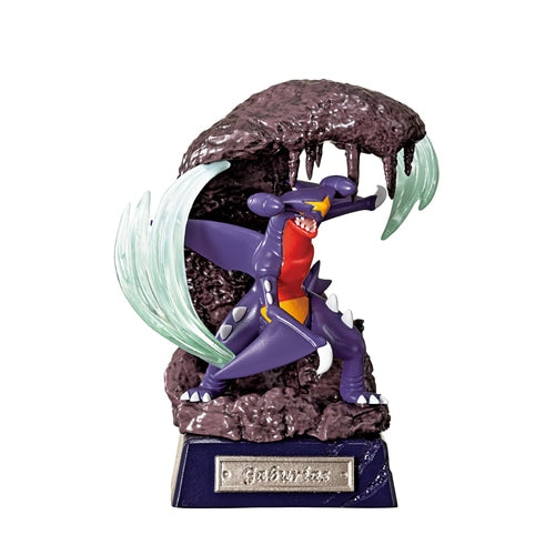 POCKET STATUE Dragon Type - Garchomp